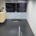 強盗に入ったら、入る場所間違えてた。