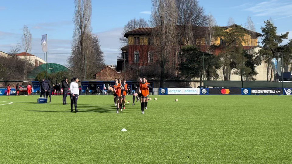 Let's warm up the engines 🔥#ForzaInter #InterSassuolo #InterWomen”