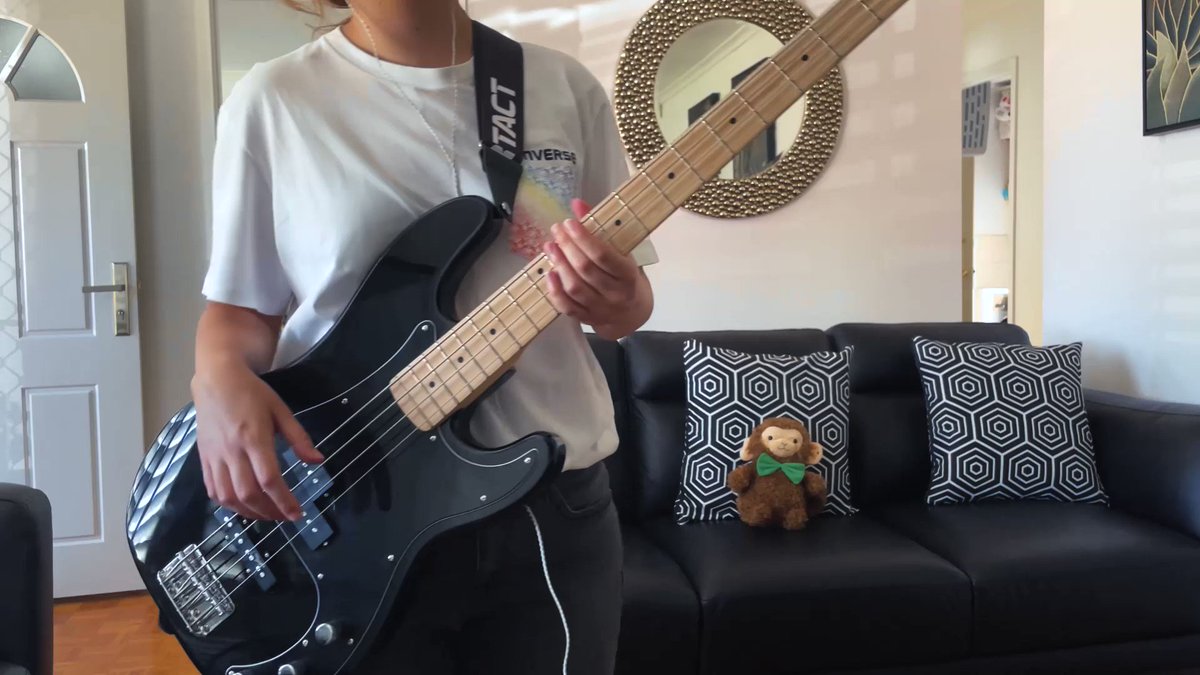 Kay On Twitter seven Weeks Of Bass Fingers Really Hurting From 