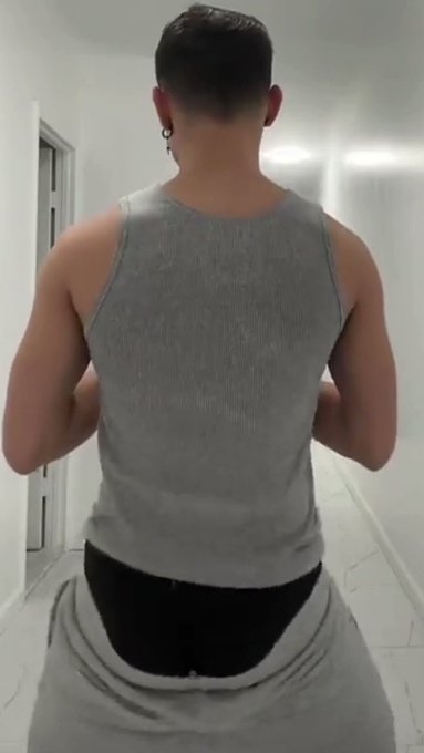 New Onlyfans Video of our New Twink Strippers with Hot Asses!! They do anything for Money and they're