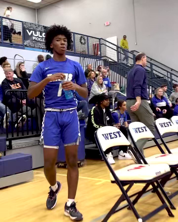 Jj Faulkner (JadarianF1_) / Twitter