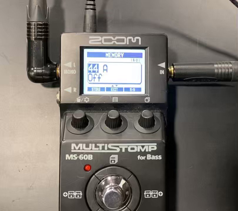 ZOOM MS-60B Limited Edition BLACK（@HaseShun_HALE's video