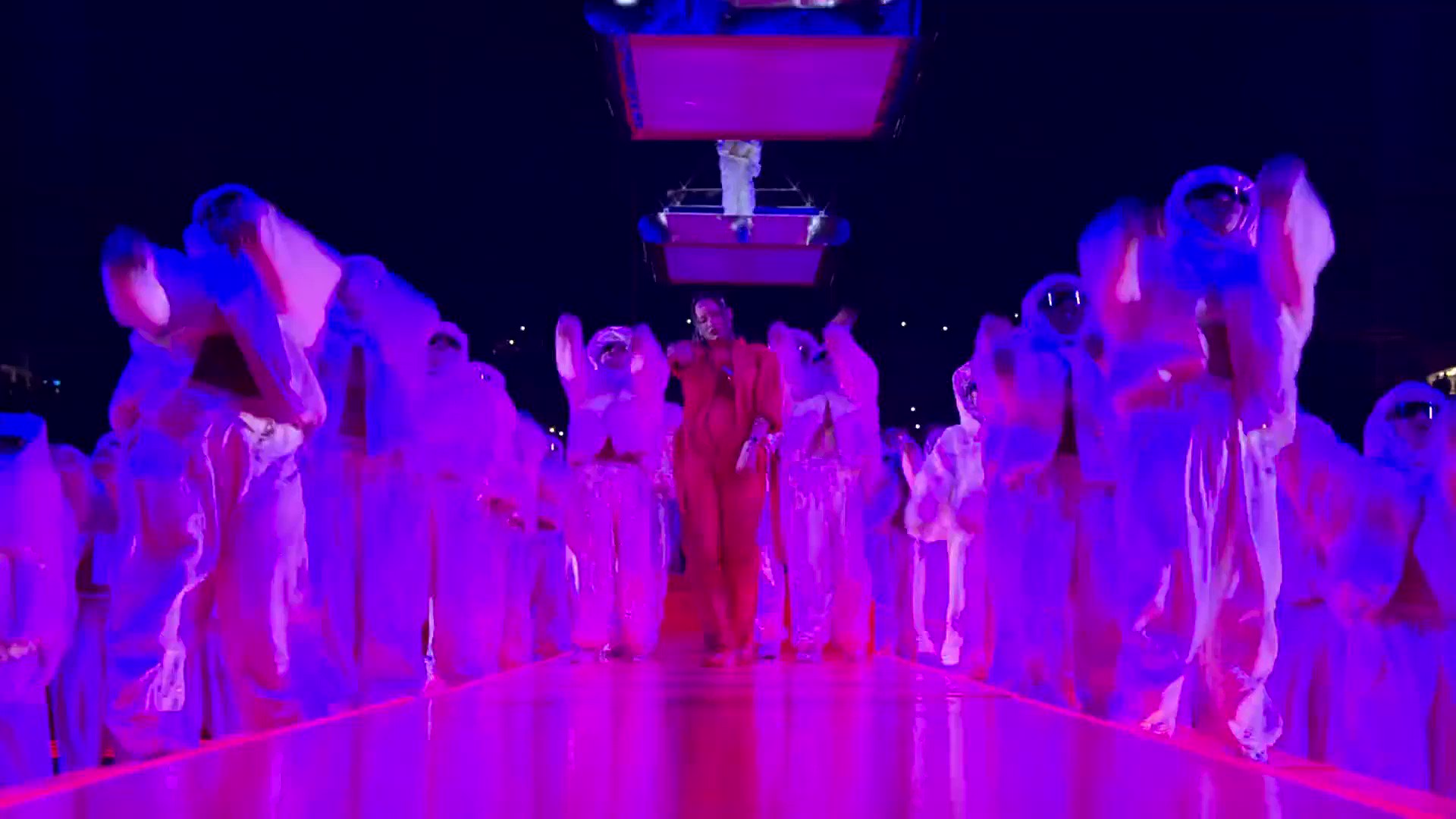 nfl-on-twitter-moooood-rihanna-applemusichalftime-https-t-co