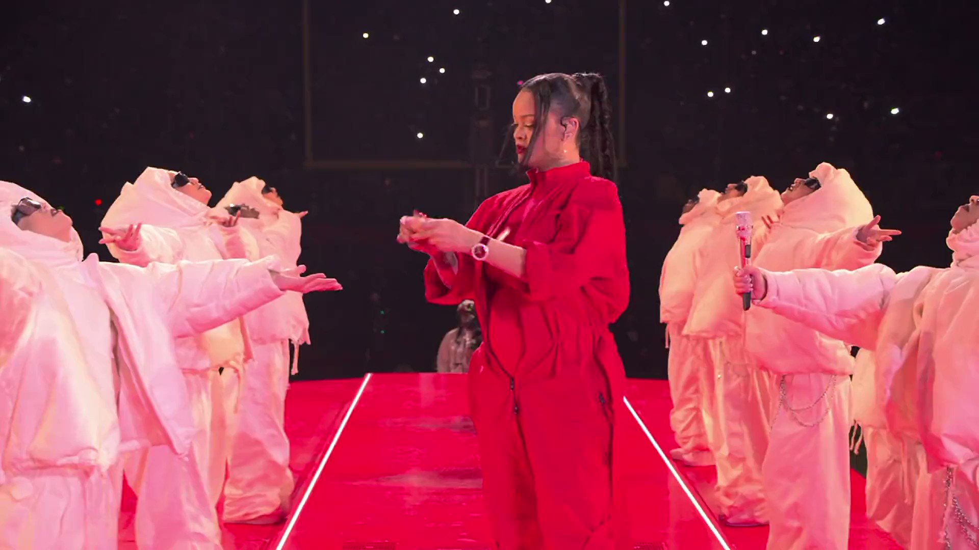 nfl-on-twitter-fentybowl-rihanna-applemusichalftime-https-t-co