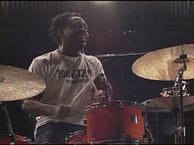 うわぁ、何この豪華なメンツ！
スティーヴ・ジョーダンはBlues Brothersからもろもろ今The Rolling Stonesだし、ピノ・パラディーノはディアンジェロのVoodooからジョンメイヤートリオでthe Who参加だし、ダニー・コーチマーはキャロル・キングの"つづれおり"のギタリストだぞ。
さすが民生ニキ🤩 