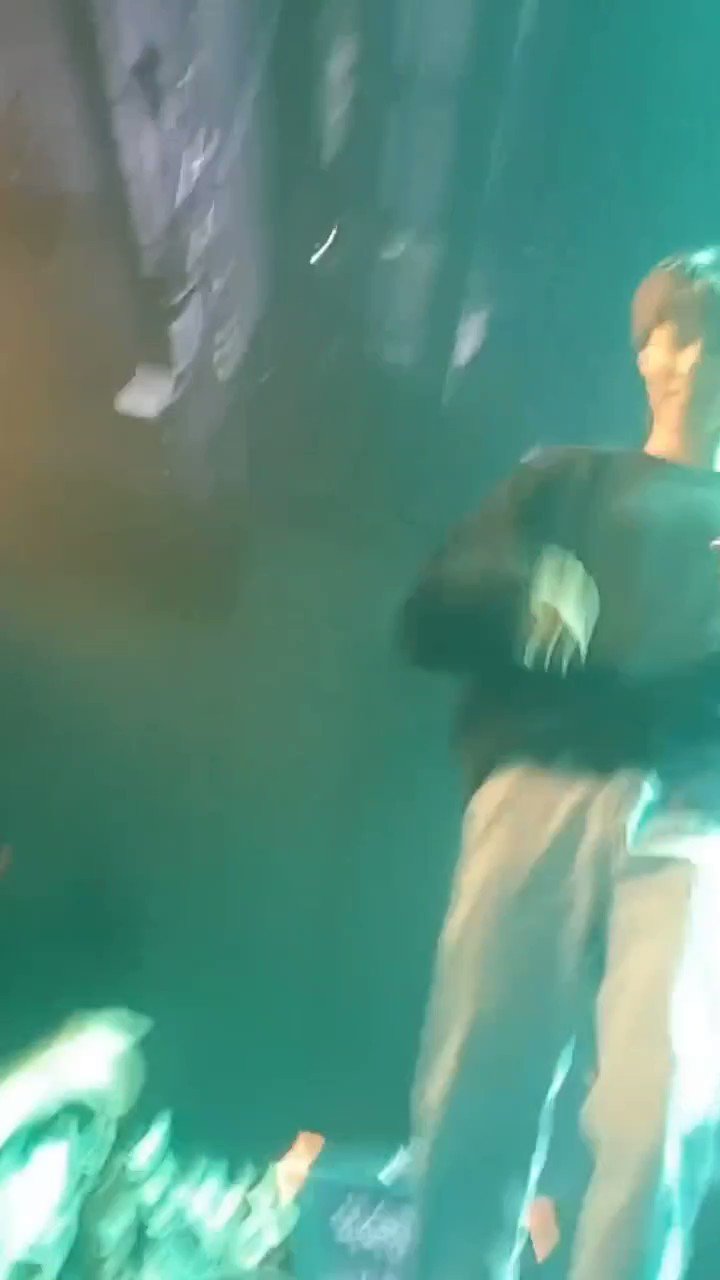 Concert Junkie since 2015 (HoeTogetherTour) / Twitter