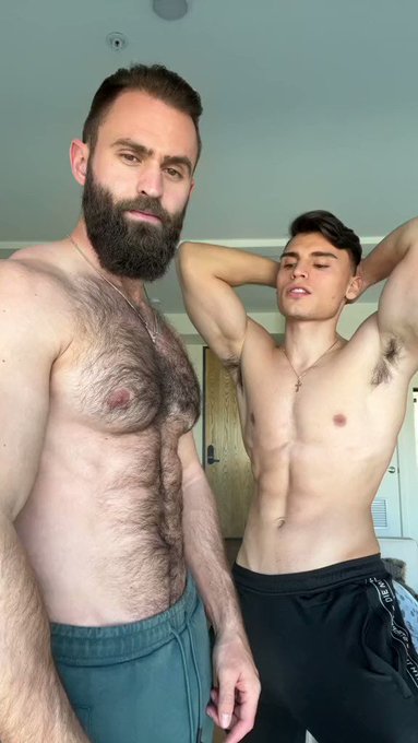 Who wants to visit the famous Eiffel tower? 🥵 https://t.co/p1mdEEgt2M<a href="/tag/lgbtq"class="tags"><span>#lgbtq</span></a><a href="/tag/cashpig"class="tags"><span>#cashpig</span></a><a href="/tag/gayforpay"class="tags"><span>#gayforpay</span></a><a href="/tag/hairychest"class="tags"><span>#hairychest</span></a><a href="/tag/gaymen"class="tags"><span>#gaymen</span></a>