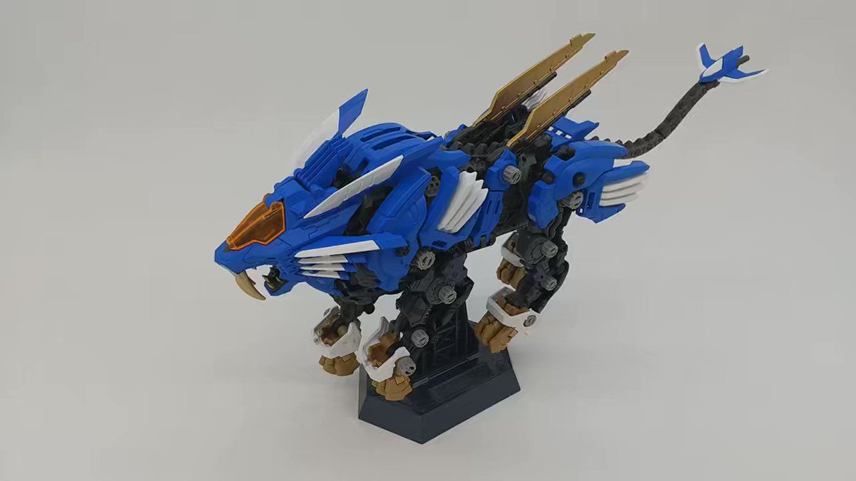ZOIDS AZ-01 ブレードライガー　ゾイド40周年 ゾイド【公式】 on X: 