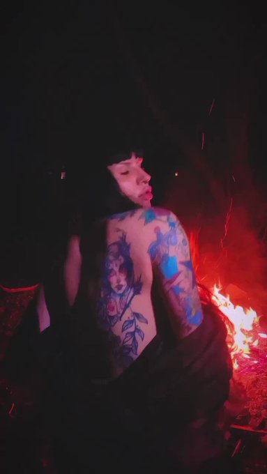 #onlyfans #witch #Grateful https://t.co/Cv2pgpnret