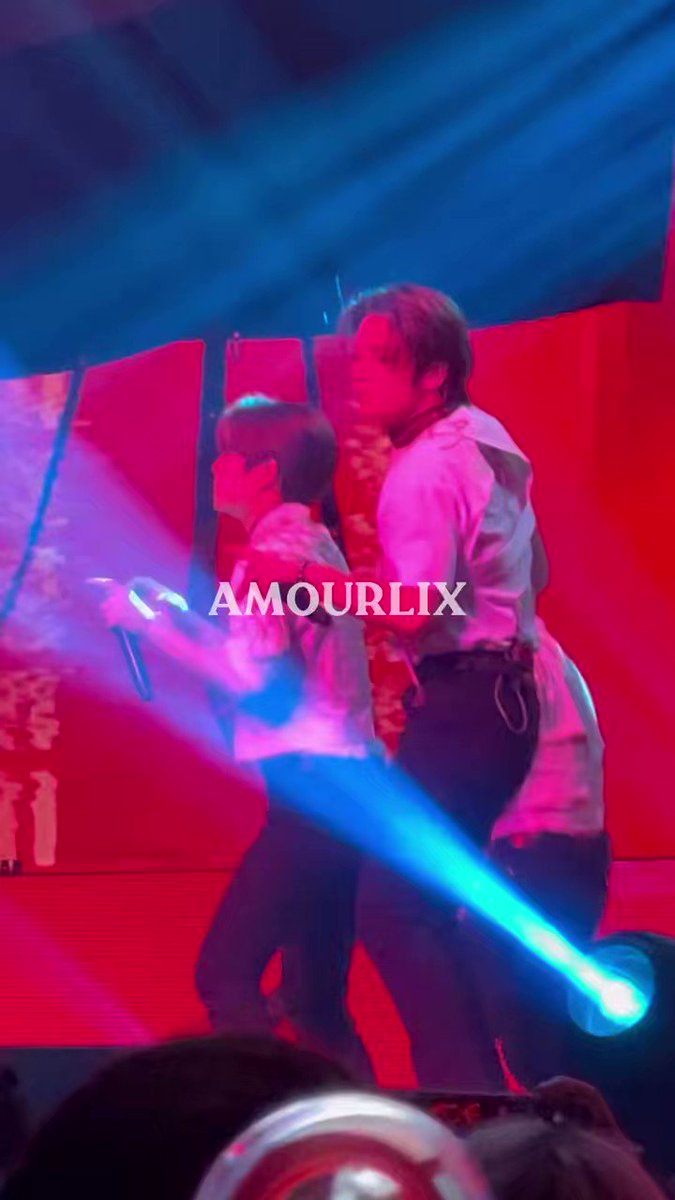 StrayKids Know On Twitter RT thinkIino This Is Not Good For My Health 