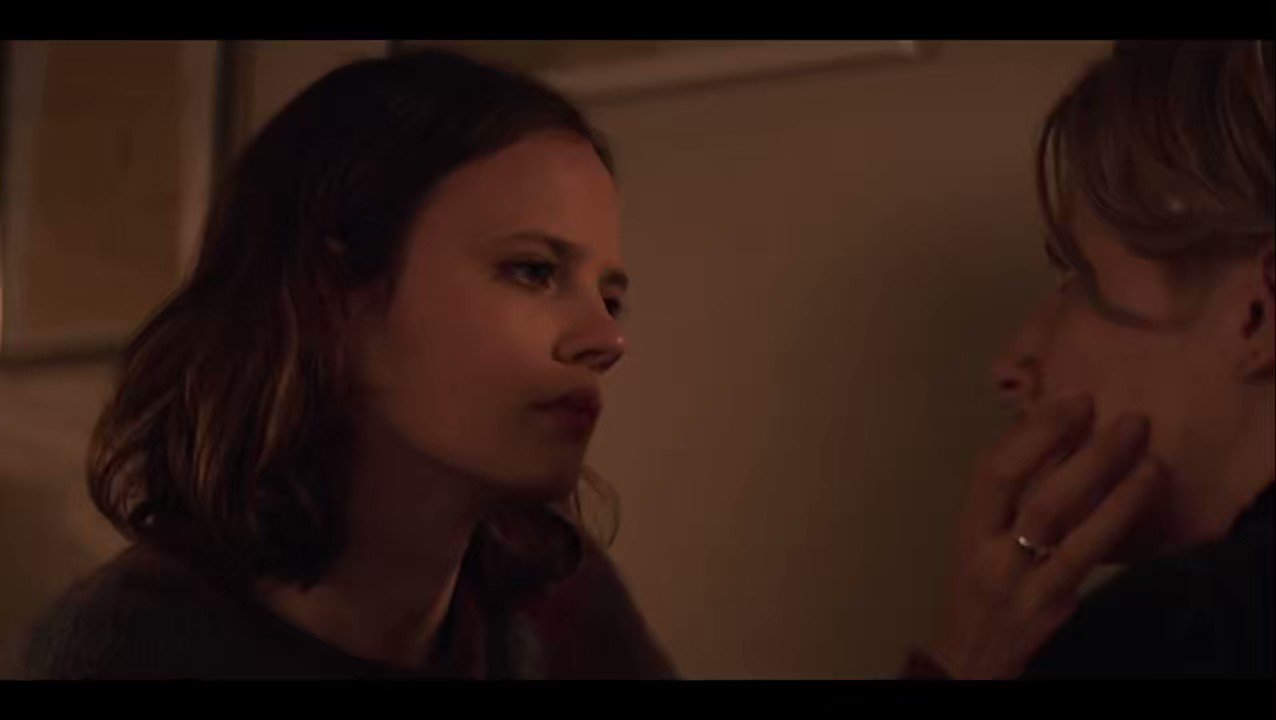 Lesbocine on X: A série Bad Behaviour acabou de estrear na Stan. Vão  assistir?! ❤️‍🔥  / X