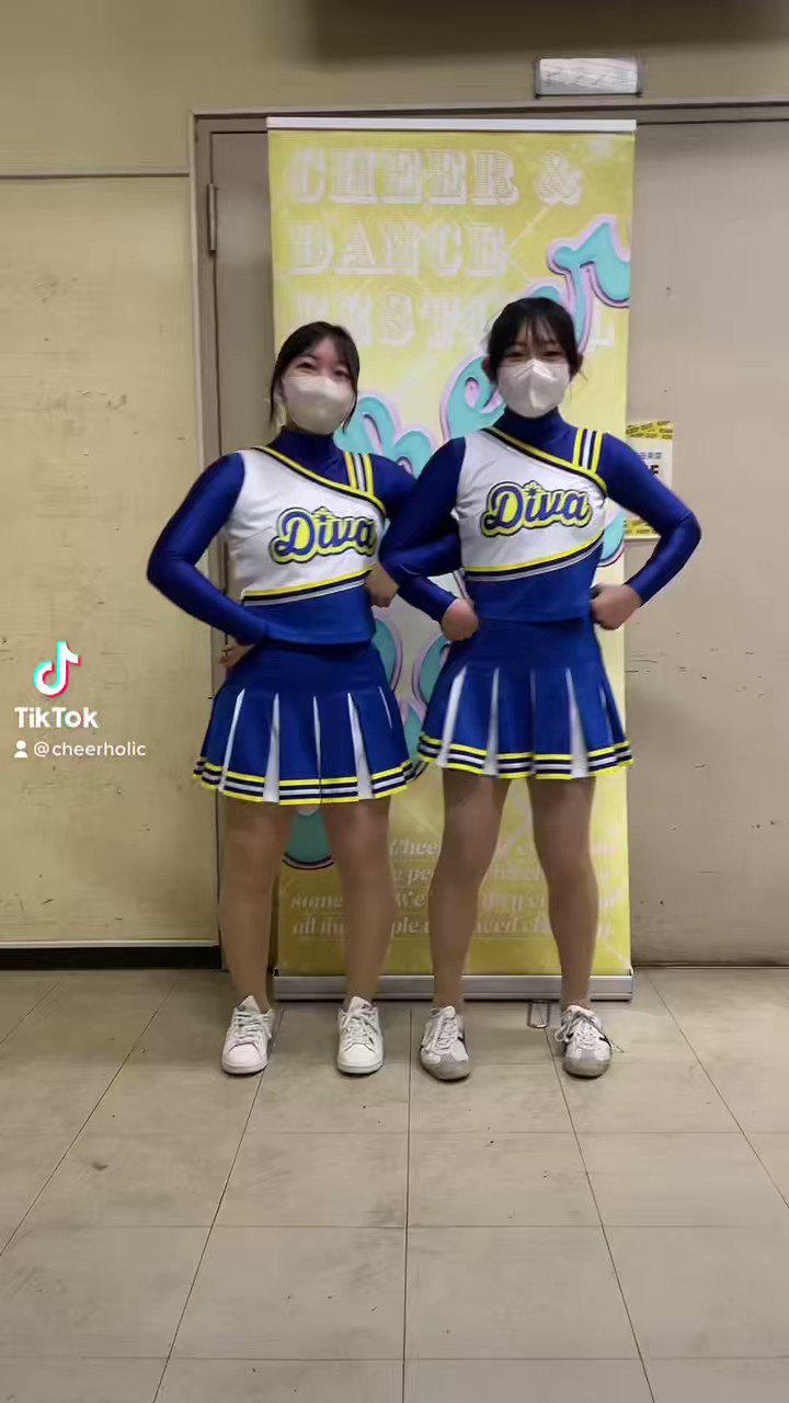 都内女子高校チアユニフォーム ソングリーダー