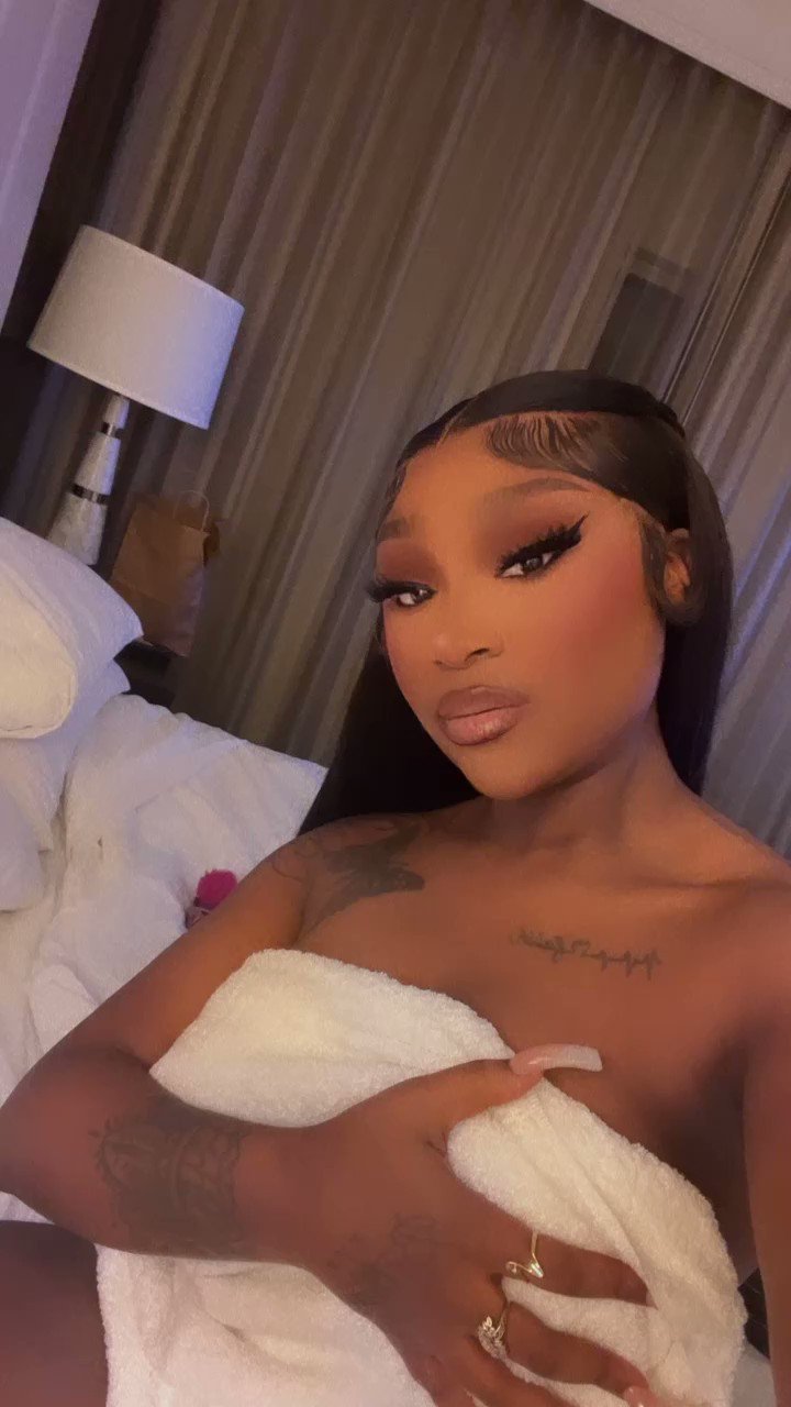 FLOW QUEEN 🍒 on X: t.coB6lI1hCIw0 🫶🏾✨ t.conAaxAzGg5M   X