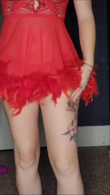 Nice little strip tease ;) full video on my pages ;) https://t.co/1oAX66YJml<a href="/tag/girl"class="tags"><span>#girl</span></a><a href="/tag/food"class="tags"><span>#food</span></a><a href="/tag/video"class="tags"><span>#video</span></a><a href="/tag/porn"class="tags"><span>#porn</span></a><a href="/tag/woman"class="tags"><span>#woman</span></a><a href="/tag/pussy"class="tags"><span>#pussy</span></a><a href="/tag/freeporn"class="tags"><span>#freeporn</span></a>