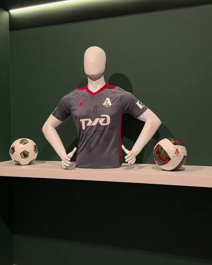 ФК «Локомотив» Москва (@fclokomotiv) / Twitter