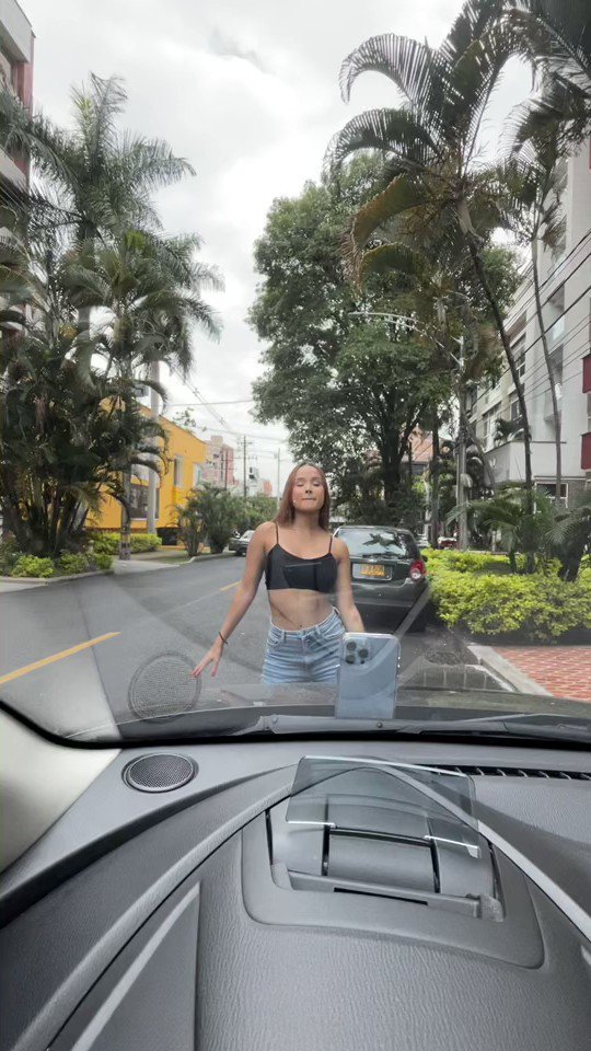 Abella Olsen on Twitter "Cómo ven mis dotes de tik toker? Jajajaja"