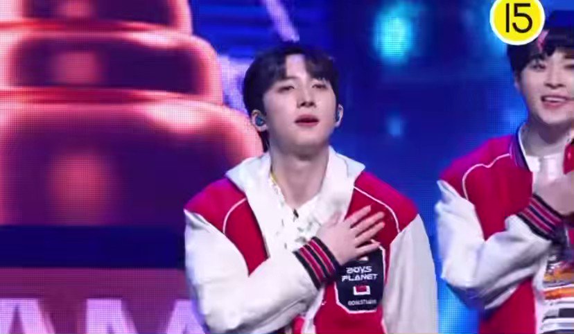 ボイプラを見ていないユニボスの方にもこのラミライだけでも見てほしい… フイくんがPENTAGONを背負って、後輩しかいないこのサバイバルにどんな決意で挑んでいるかが伝わるはず😭現在7位で順位も落ちつつあるので、投票できる環境にある方はぜひフイくんを応援してください😭
https://t.co/q8x2c93eKj 