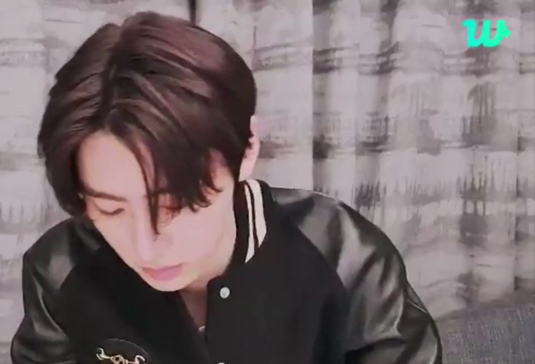 ENHYPEN Philippines on Twitter: "[WEVERSE LIVE] Sunghoon looks so