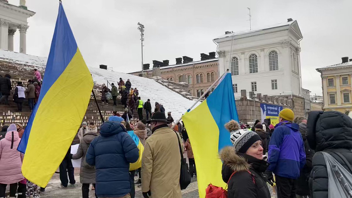 In Finland we have this called ”We stand with Ukraine”. #standwithukraine #slavaukraini  #supportukraine #stopputin #helsinki https://t.co/V8ZUMAxBli