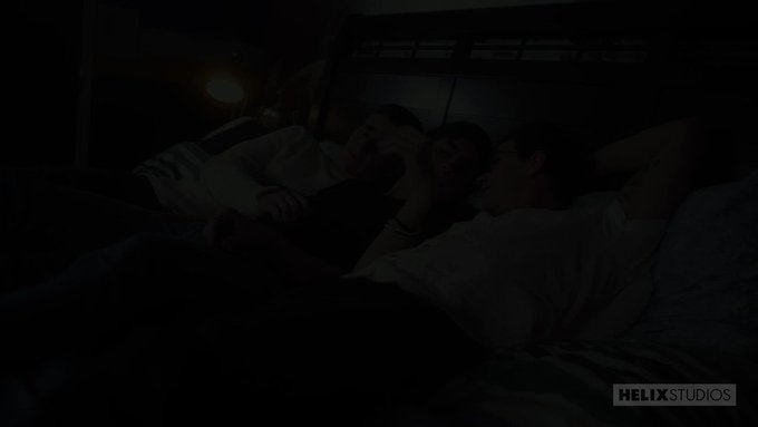 Travis Stevens saddles up, and slides down on Aiden Garcia and Johnny Hands! ?
@travisstevenz @AidenFGarcia