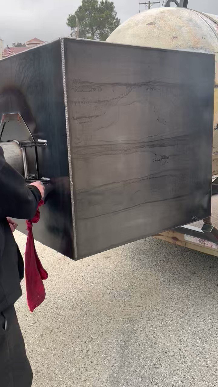 Dean Norris on Twitter "Hank’s Tank. My custom made 1150gallon smoker