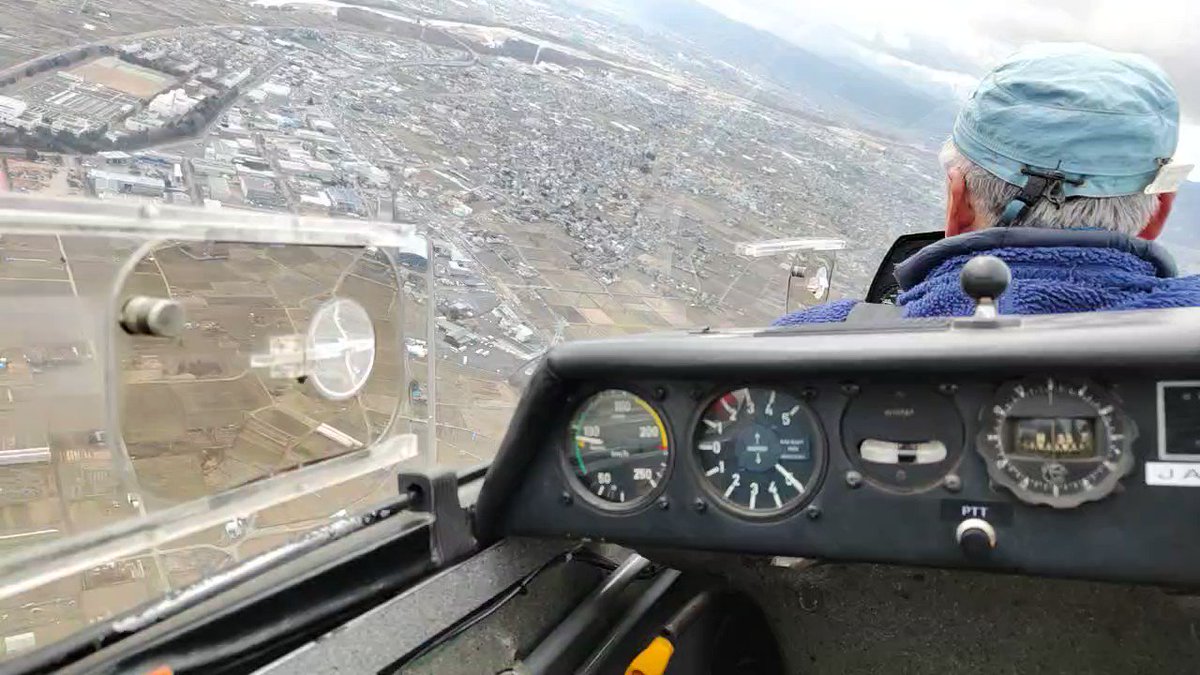 ピストからの「帰ってこい」コールで、スパイラルダイブに入れて高度処理されているのだろう、と拝察しました。 