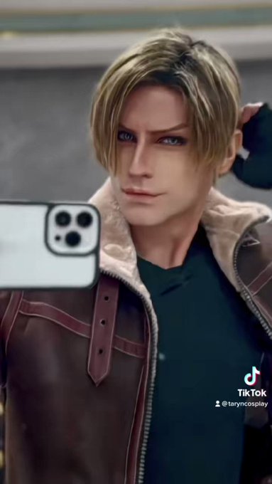 Just another Makeup transformation ✨
#LeonKennedy #ResidentEvil4Remake 

Check out on TikTok ti support