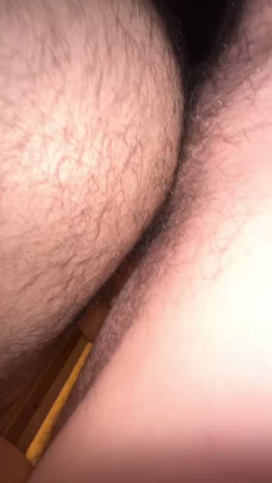 Fucking a hairy ass is too much friction? Just cum on it and continue breeding ????

https://t.co/IcivoMg0bT