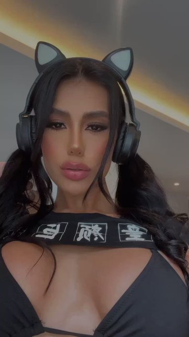 I love Mondays !! https://t.co/5L7zYiHaJ4