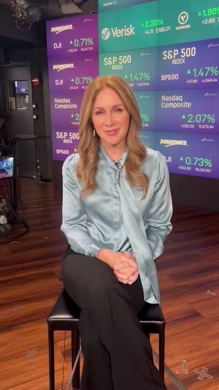 Becky Quick Warren Buffett