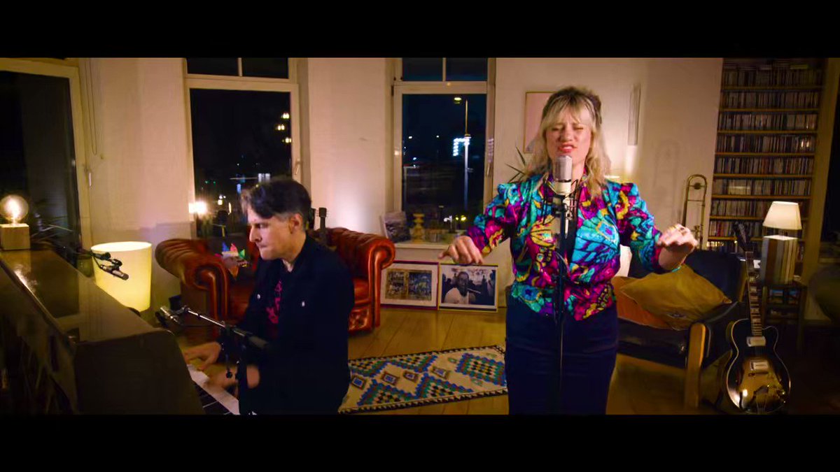 First video of my new project The Guests w/ piano extraordinaire @henryhey ! The Guests are all about the SONG and its song craft. This is my favorite Bill Withers tune “Who Is He (And What Is He To You)”. Watch the full length https://t.co/yQkDyc9hni https://t.co/6rLQbMM6qS