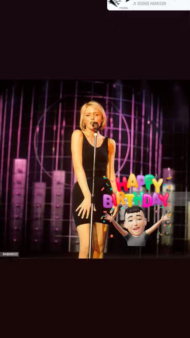 Happy birthday
Patsy Kensit Rika Van Den Haas 