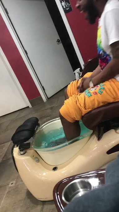 Went To Get My Feet Done For The First Time Today, It Wasn&rsquo;t Bad At All 😊 Think I Might Do It More Often