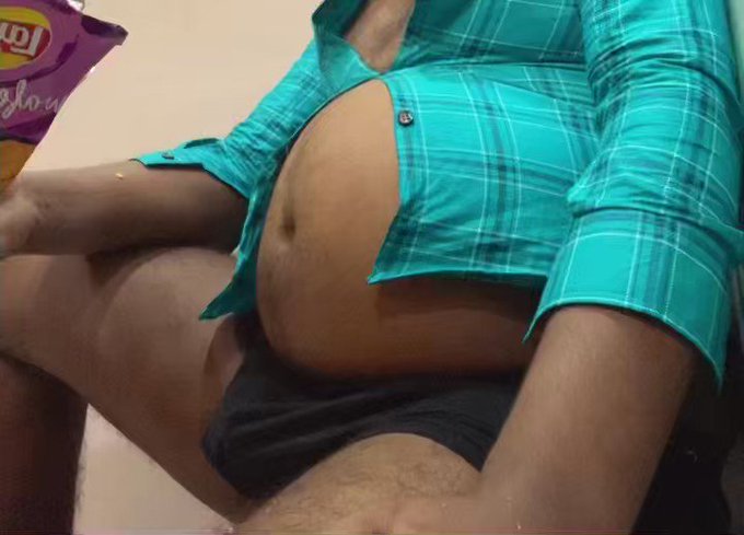 Growing Belly #gainers #beefyboy #fatgay #gaychub #gaybear #bigboy #chubbyboy #stuffedbelly 

Subscribe