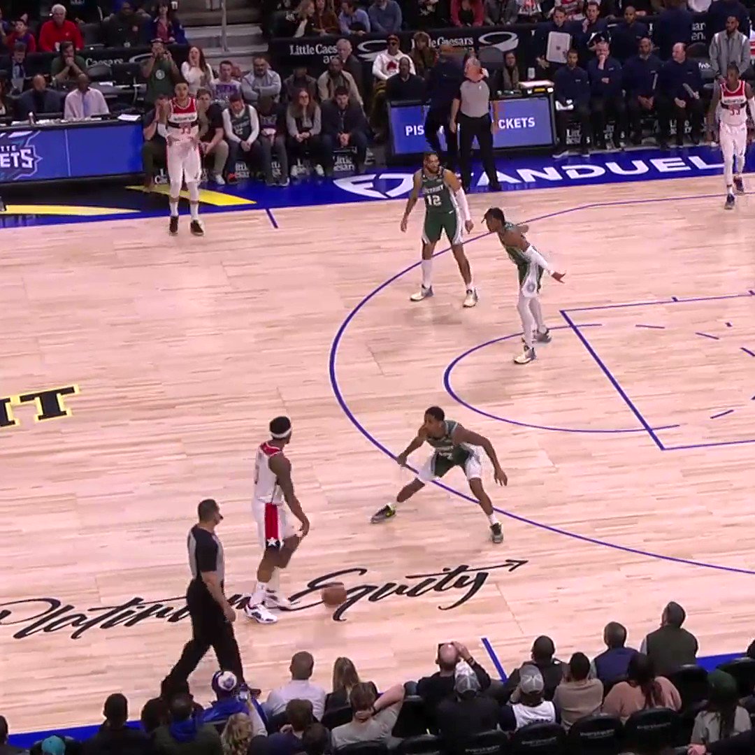 NBA on Twitter "Daniel Gafford wins it for the Wizards on this last second putback 😱 