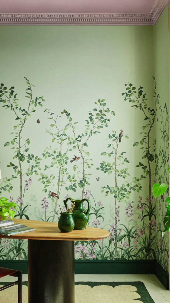 Tìm kiếm tấm nền giúp phòng khách của bạn thêm sống động và thân thiện? Hãy thử Green Wallpaper UK. Truy cập ngay để trải nghiệm cảm giác thư giãn, gần gũi với thiên nhiên mà không cần phải ra ngoài xa xôi.