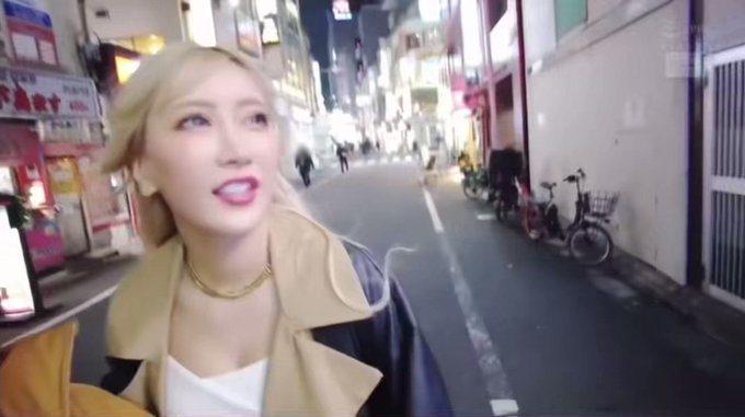 美人ギャルたちに逆ナンされて頭がおかしくなるくらい弄ばれた話。
 https://t.co/f4u52bRLBk