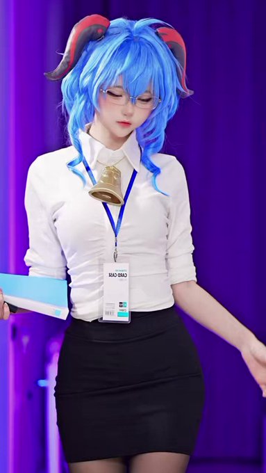 コスプレイヤー小柔SeeUのTwitter動画10