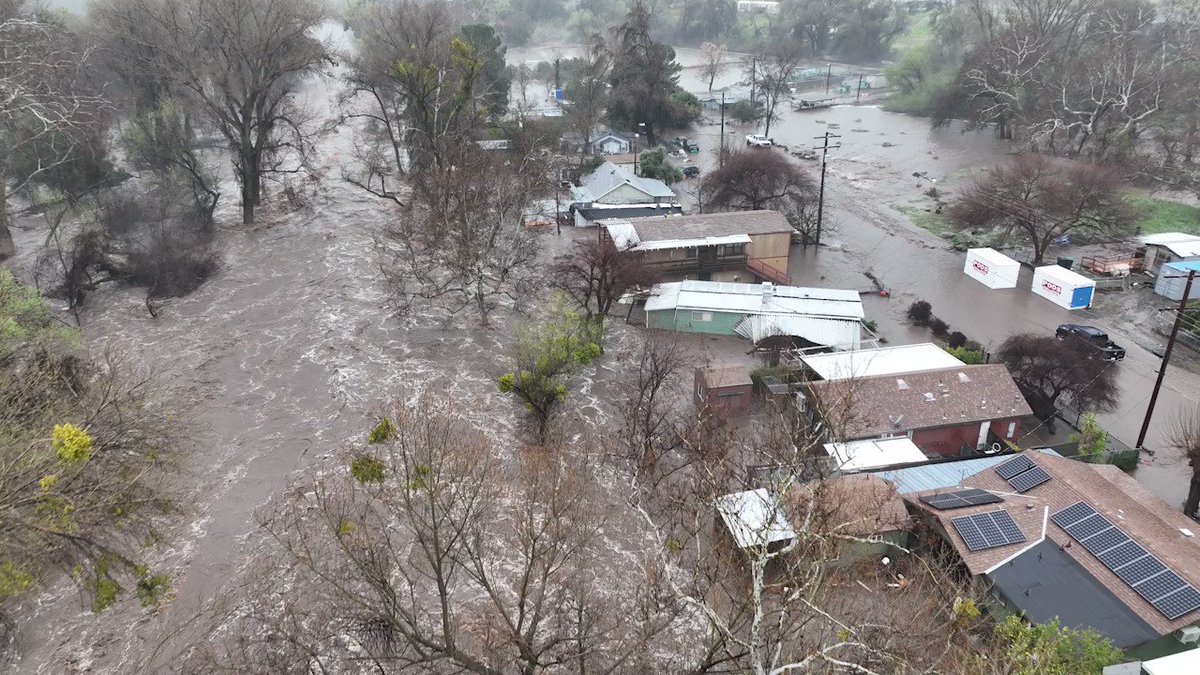 Brandon Houck on Twitter "RT bclemms Crazy flooding in Springville California atmospheric