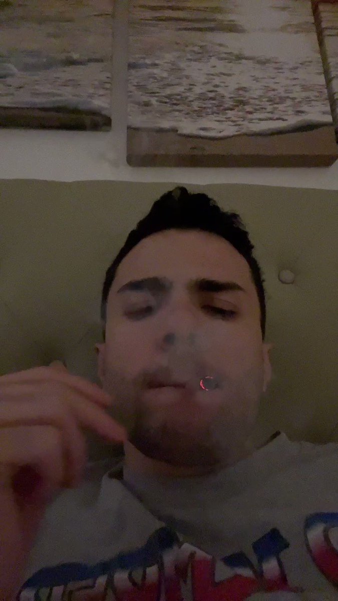 Cheesur on Twitter: “WHO I SMOKE? finish for me”