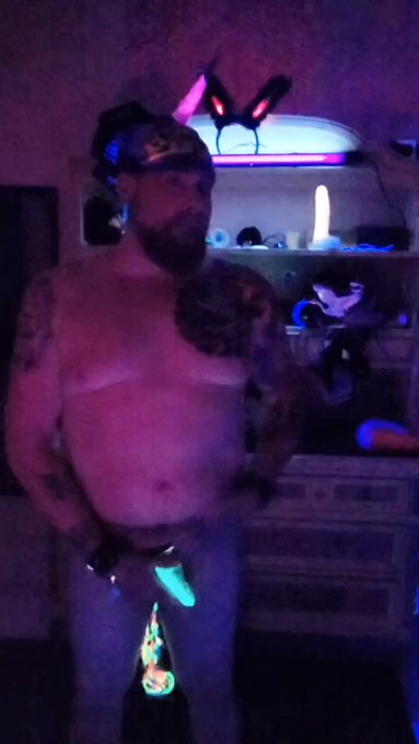 The horny magical unicorn strikes again! Leads to creampie. Kinky costume contest video. @PornhubModels  https://t