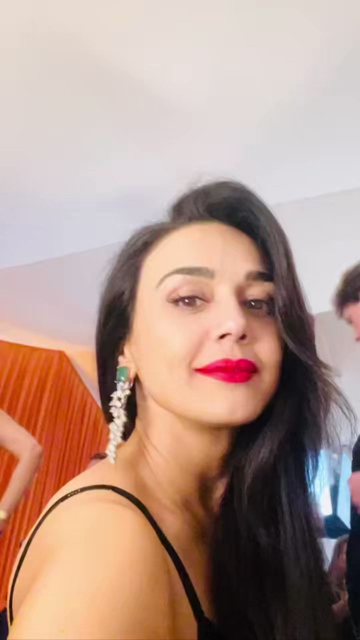 @realpreityzintas video Tweet