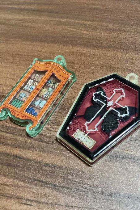 SALE/104%OFF】 はる様 専用ページ 小柴アクキー4つ