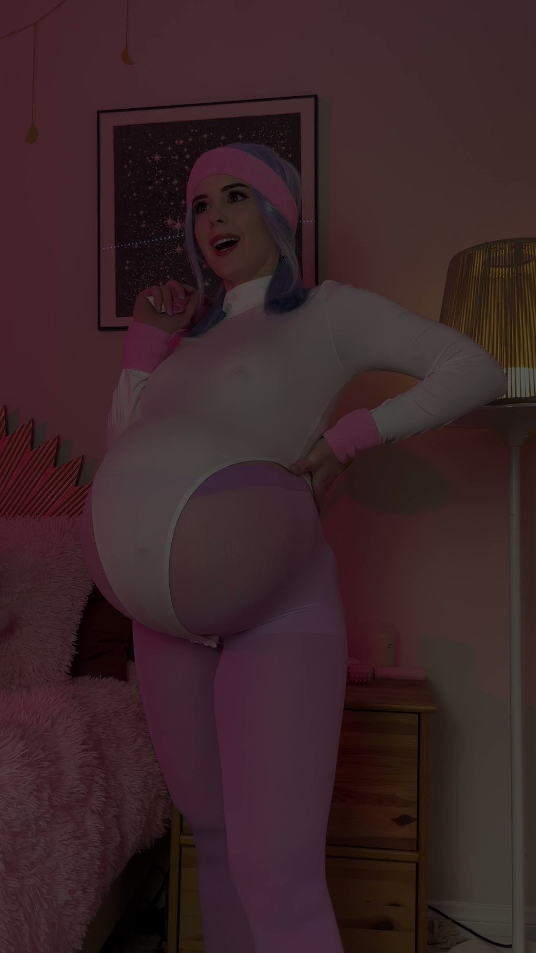 Disco Kitten on X: I have a new video out on my Loyalfans using my BIGGEST  inflatable belly! This video is FREE if you are a subscriber 💋  t.cobwMhdN4Hnu  X