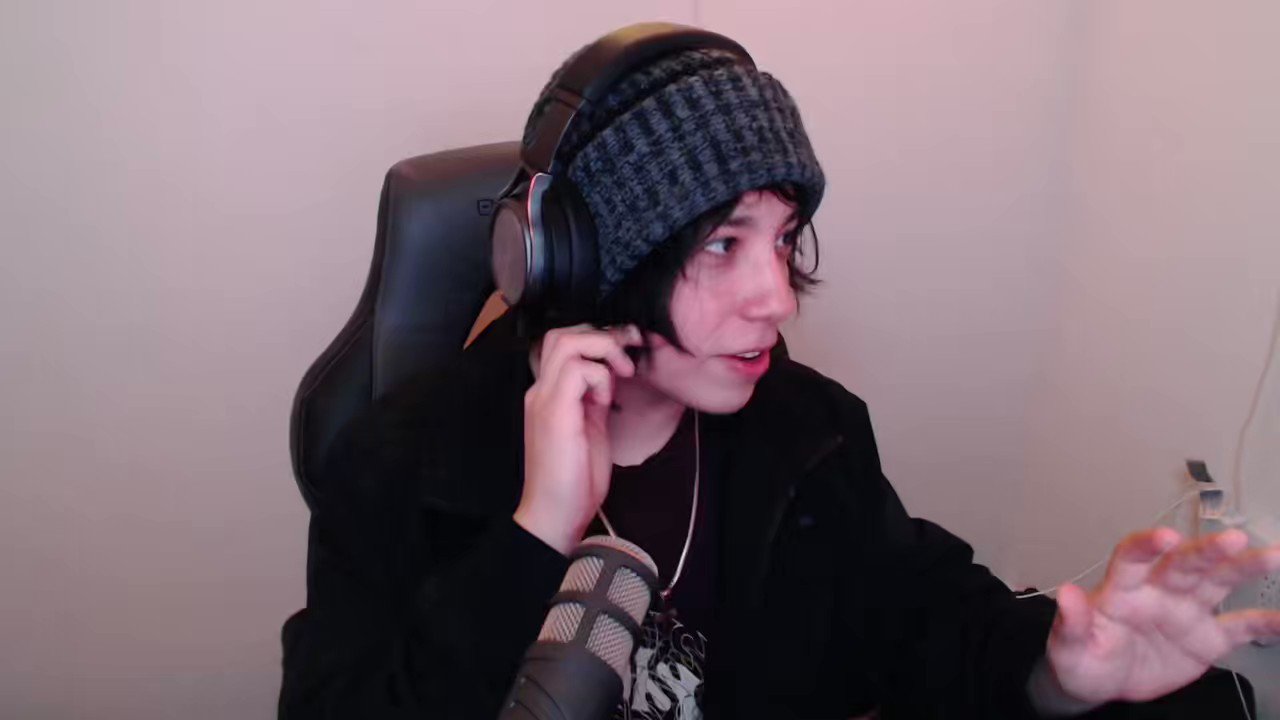 quackity clips on Twitter "face reveal https//t.co/Cf77gUiccB" / Twitter