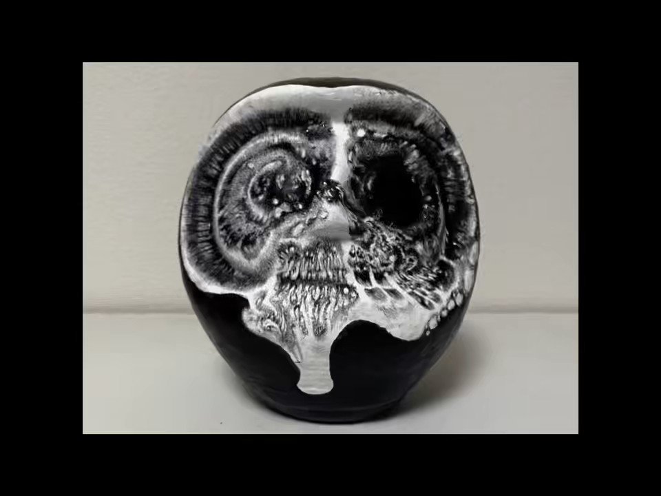 …… 😁✨✨ ……

🙏 まずは 会場( hug coffee 両替町店)にて 直接ご覧下さいませ🙇💦💦
🤗 イワタさんを含む 多くのアーティストさん達の傑作がズラリですヨ～ 