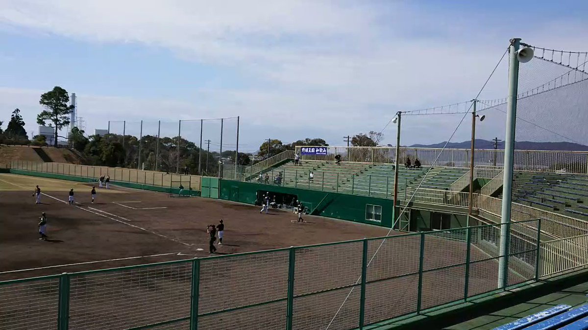 シュライクスのファンが3塁側から動画を撮ってくれました。音源より声の方が大きかったのは意外でした。

反対側からの動画はありがたいですね(^-^)/ 