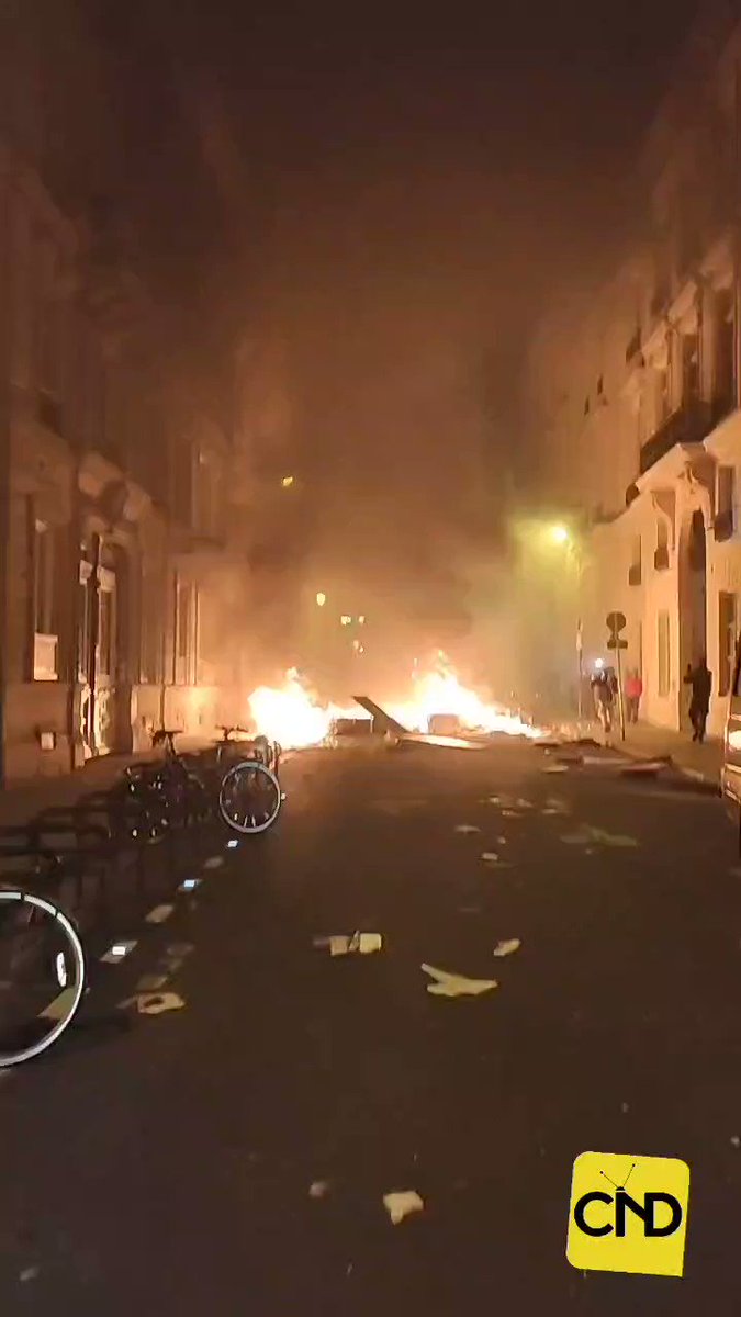 RT @stillgray: France is on fire. Mass riots in response to Macron overriding the legislature.  https://t.co/LCny18guZT