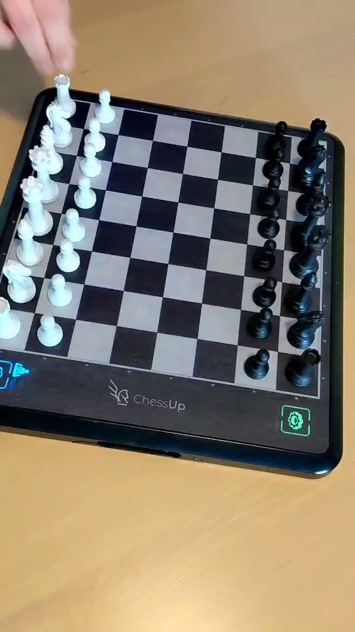 How to set up a game vs. AI on ChessUp 