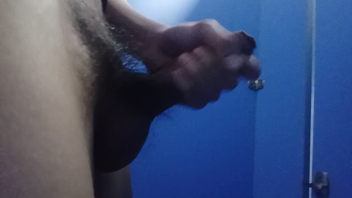 高中生体育生打飞机    